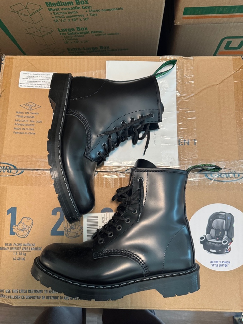 Solovair 8 eye Derby boot
